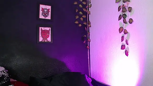 niakat  online show from April 2026 09:52:02 PM