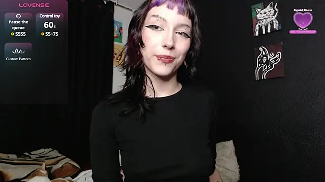 Snapshot of niakat_ chatting on January 2025 04:16:02 AM niakat  online show from January 2025 04:16:02 AM