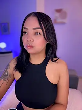 Snapshot of Sara_LipsX chatting on May 2026 01:13:02 AM Sara LipsX online show from May 2026 01:13:02 AM