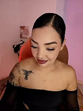 Sara LipsX online show from November 2025 01:50:02 AM