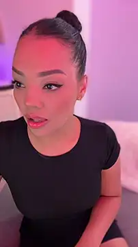 Sara LipsX online show from March 2026 01:22:01 AM