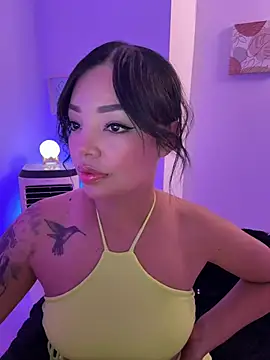 Sara LipsX online show from February 2026 01:36:02 AM