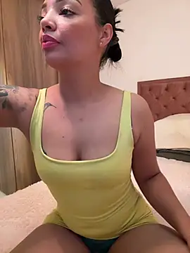 Snapshot of Sara_LipsX chatting on July 2026 11:35:02 PM Sara LipsX online show from July 2026 11:35:02 PM
