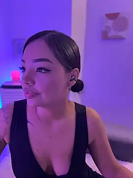 Sara LipsX online show from December 2025 03:39:02 AM