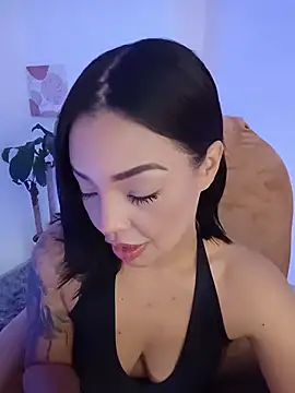 Sara LipsX online show from November 2025 10:53:02 PM