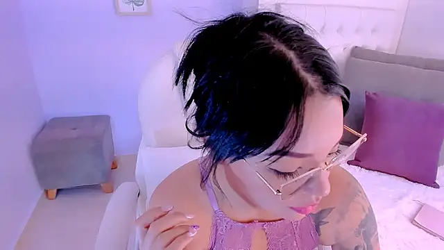 Snapshot of Sara_LipsX chatting on January 2025 08:25:02 PM Sara LipsX online show from January 2025 08:25:02 PM