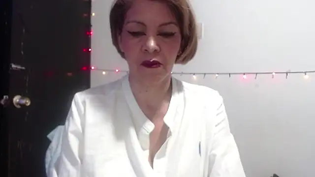 electra-mommy online show from June 2026 10:05:01 AM