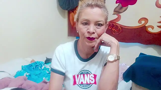 electra-mommy online show from October 2025 12:28:01 PM