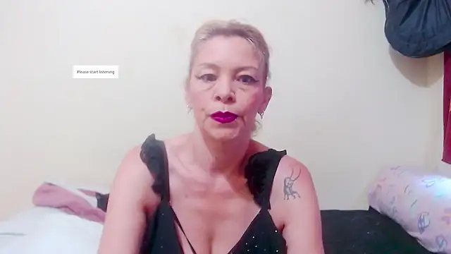 electra-mommy online show from October 2025 12:13:01 PM