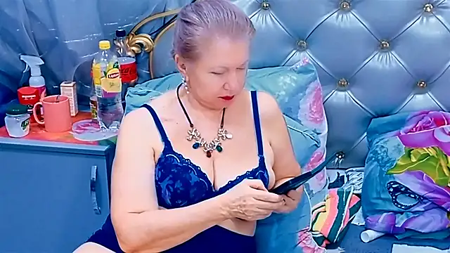 Hornystepmom29 online show from May 2026 05:13:01 AM