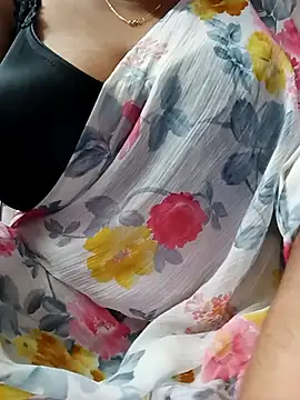 Snapshot of Rexx05@xh chatting on February 2026 02:00:02 AM Rexx05xh online show from February 2026 02:00:02 AM