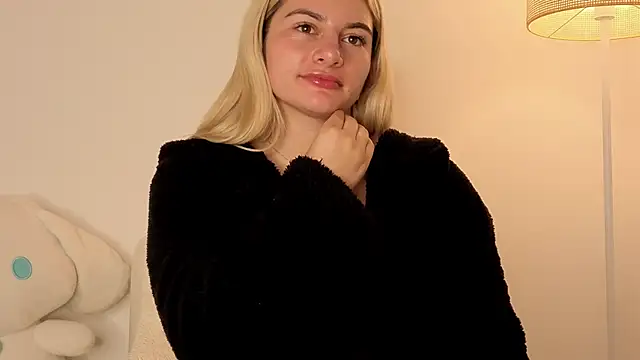 AtheneaRossi online show from November 2025 01:50:02 AM