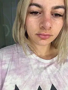 AtheneaRossi online show from February 2026 09:42:02 AM