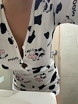 AtheneaRossi online show from April 2026 10:22:01 AM