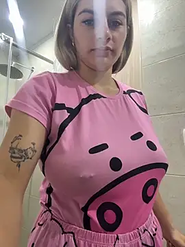 AtheneaRossi online show from April 2026 10:09:02 AM