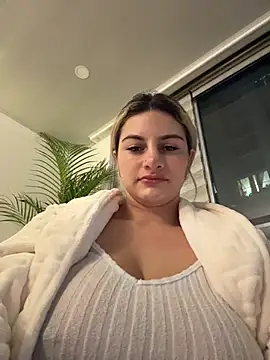 AtheneaRossi online show from April 2026 11:33:01 PM