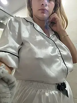 AtheneaRossi online show from March 2026 10:05:01 AM