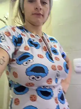 AtheneaRossi online show from February 2026 12:05:02 PM