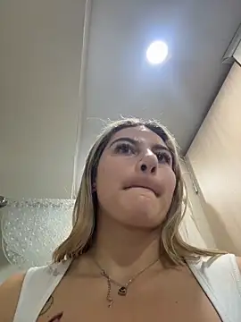 AtheneaRossi online show from March 2026 11:14:02 AM