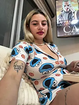 AtheneaRossi online show from February 2026 12:00:01 AM