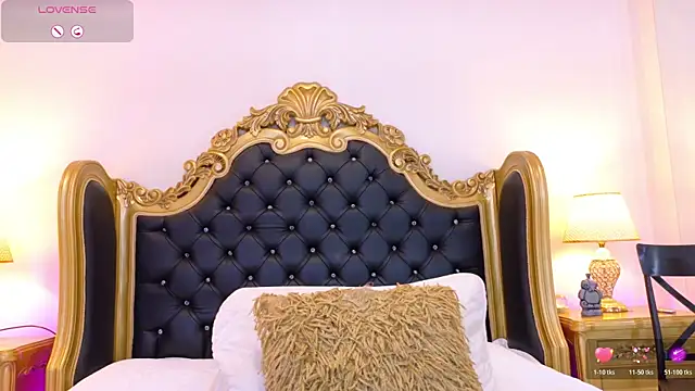 AdelinaVans online show from April 2026 01:59:02 PM