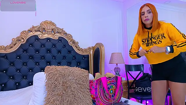 AdelinaVans online show from October 2025 11:31:02 AM