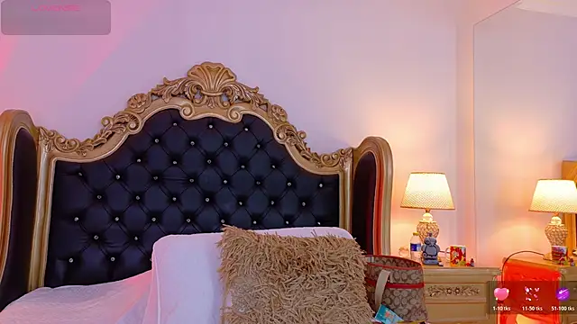 AdelinaVans online show from March 2026 11:25:01 AM