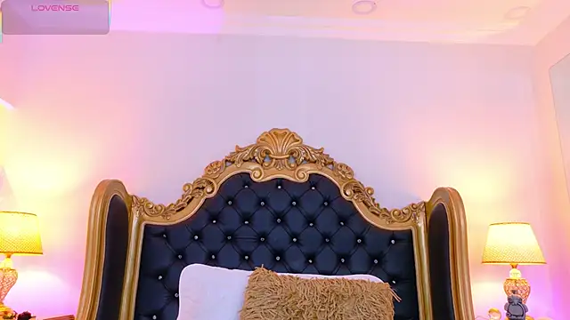 AdelinaVans online show from February 2026 11:30:01 AM