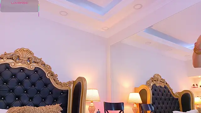 AdelinaVans online show from November 2025 11:21:02 AM