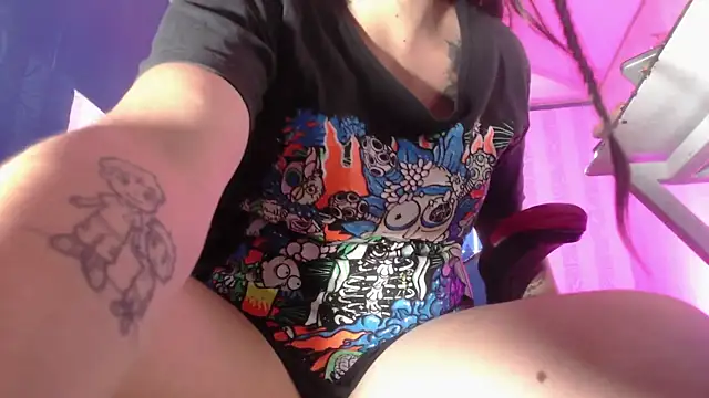 vitoria23  online show from June 2026 02:28:02 PM