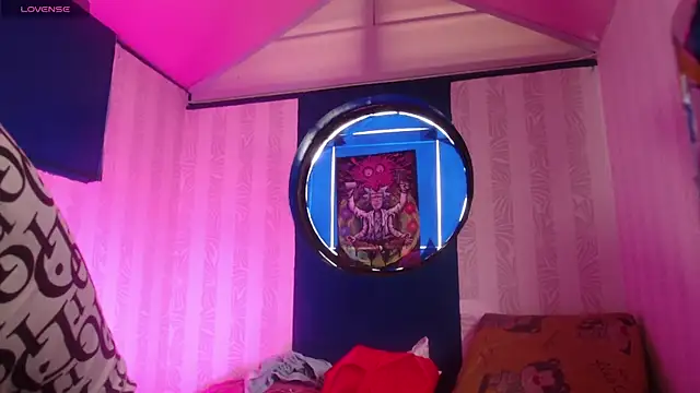 vitoria23  online show from May 2026 01:36:01 PM