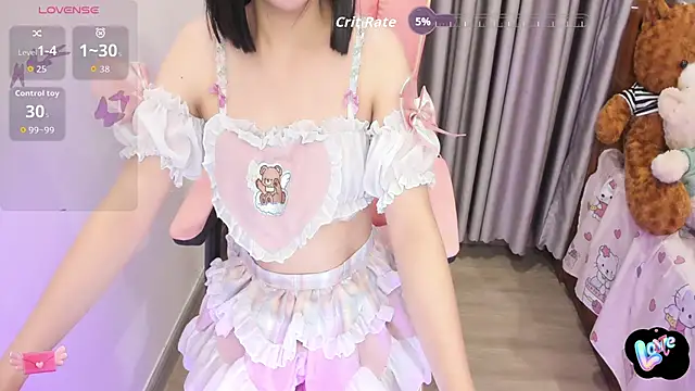 Yuka Chan online show from October 2025 12:40:02 PM