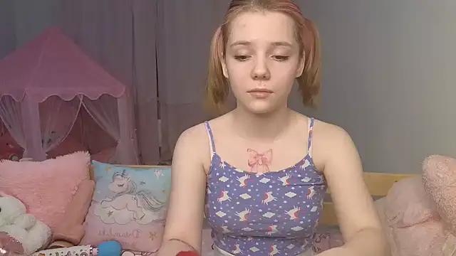 PrincessLittleKiki online show from February 2026 05:10:01 PM