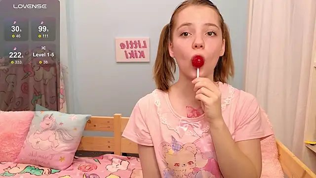 Snapshot of PrincessLittleKiki chatting on October 2025 08:13:01 AM PrincessLittleKiki online show from October 2025 08:13:01 AM