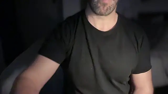 Snapshot of Mr_Beef chatting on November 2025 09:51:02 PM Mr Beef online show from November 2025 09:51:02 PM