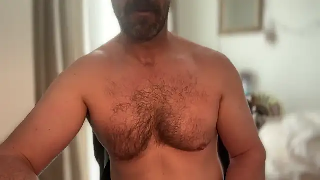 Snapshot of Mr_Beef chatting on May 2026 10:10:02 AM Mr Beef online show from May 2026 10:10:02 AM