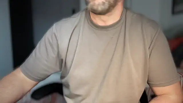 Mr Beef online show from October 2025 04:08:01 PM