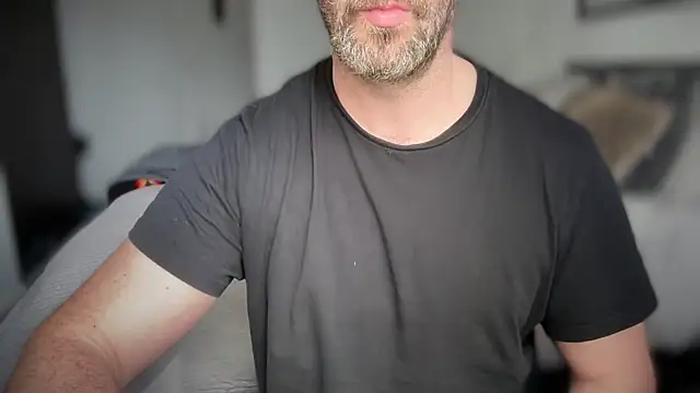 Mr Beef online show from March 2026 11:15:01 AM