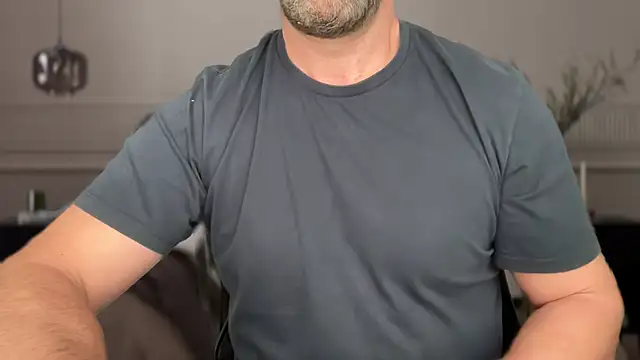 Mr Beef online show from September 2025 01:11:01 PM