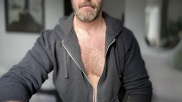 Mr Beef online show from March 2026 09:55:02 AM