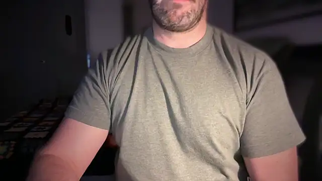 Snapshot of Mr_Beef chatting on November 2025 10:32:02 PM Mr Beef online show from November 2025 10:32:02 PM