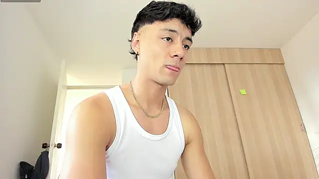 Snapshot of Sebastian-Dash chatting on November 2025 07:58:01 PM Sebastian-Dash online show from November 2025 07:58:01 PM