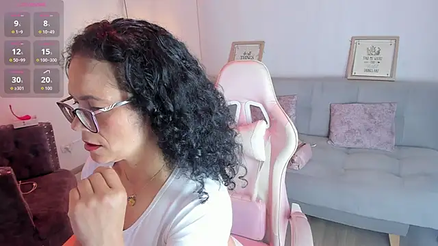 Aliciia cute1 online show from November 2025 10:46:02 PM