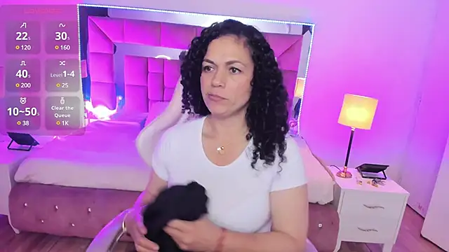 Aliciia cute1 online show from March 2025 11:43:01 PM