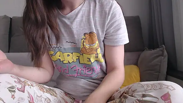  JustmeHere  online show from April 2026 06:31:02 AM