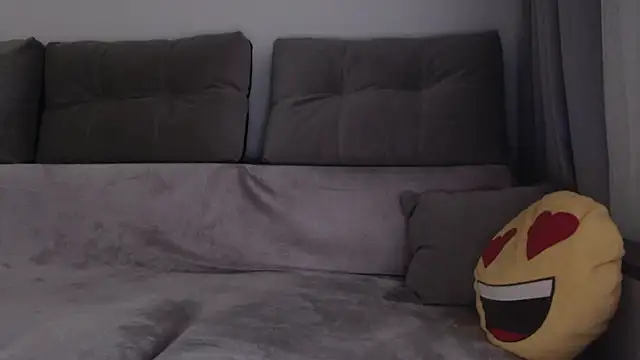  JustmeHere  online show from April 2026 06:20:02 AM