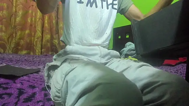 Brenda Smith69 online show from December 2025 08:13:01 PM