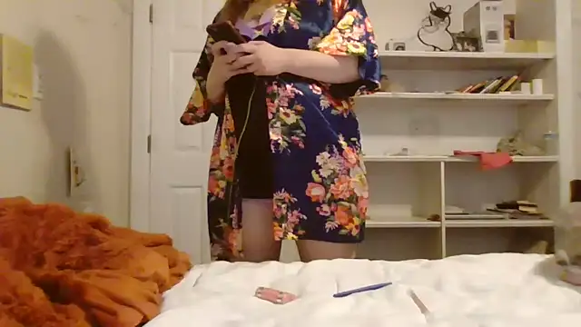 MsLG12301 online show from February 2025 09:37:01 PM