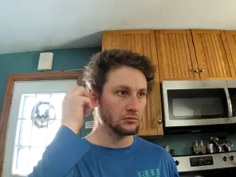 Snapshot of Seymour93 chatting on February 2025 02:58:01 PM Seymour93 online show from February 2025 02:58:01 PM