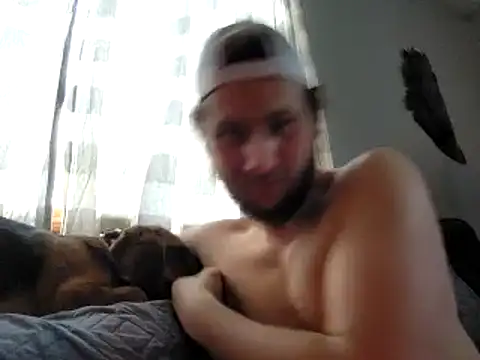 Snapshot of Seymour93 chatting on January 2025 08:21:01 PM Seymour93 online show from January 2025 08:21:01 PM